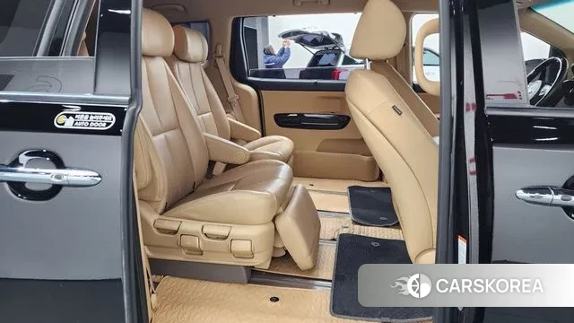 Kia The New Carnival 2018 Черный из Кореи, фото 3