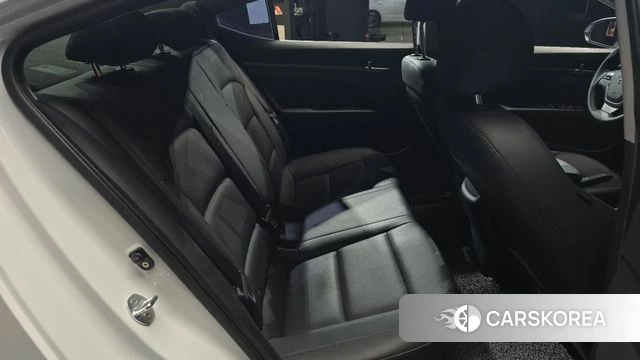 Hyundai Avante AD 2018 Белый из Кореи, фото 3