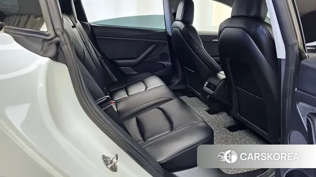 Tesla Model 3 2022 Белый из Кореи, фото 3