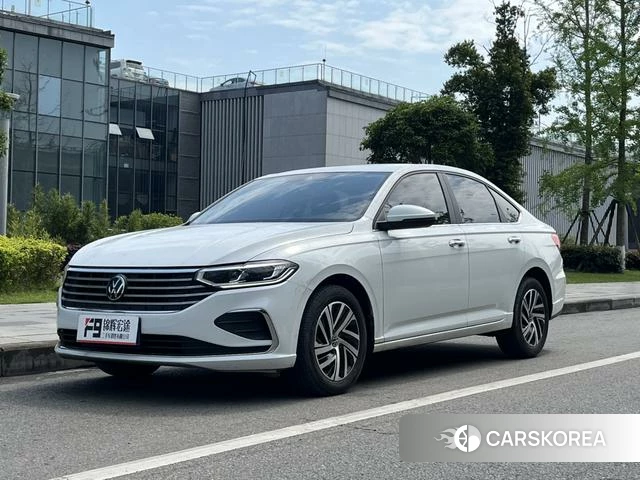 Volkswagen Lavida 2024 Белый из Китая, фото 3