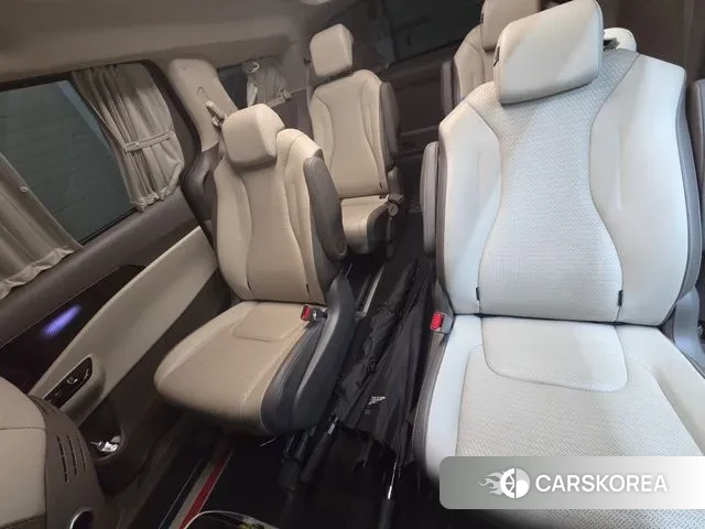 Kia Carnival 4th generation 2023 Черный из Кореи, фото 3