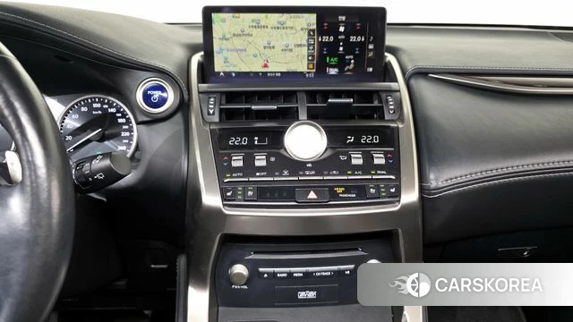 Lexus NX300h 2018 Белый из Кореи, фото 3