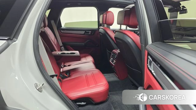 Porsche Cayenne (PO536) 2023 Серебристо-серый из Кореи, фото 3