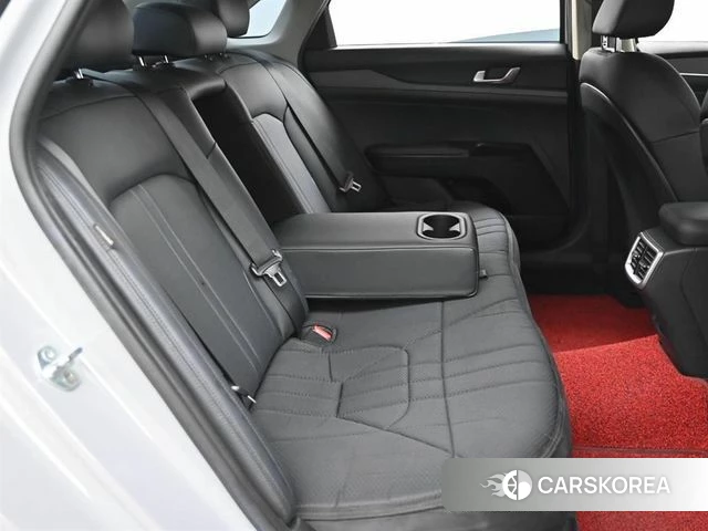 Kia The New K5 3rd generation 2024 Серебристо-серый из Кореи, фото 3