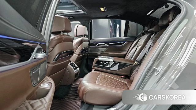 BMW 7 Series (G11) 2020 Серый из Кореи, фото 3