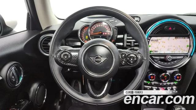 Mini Cooper 2020 Зеленый из Кореи, фото 3