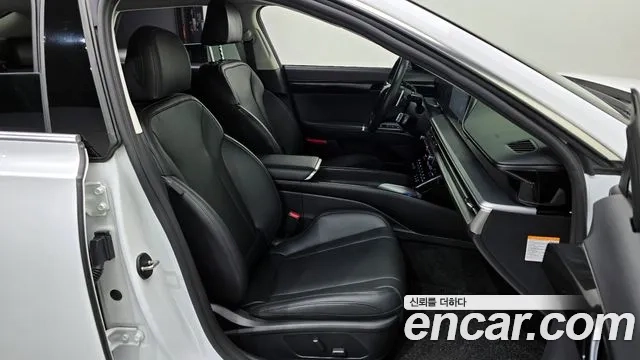 Hyundai Grandeur Hybrid (GN7) 2023 Белый из Кореи, фото 3