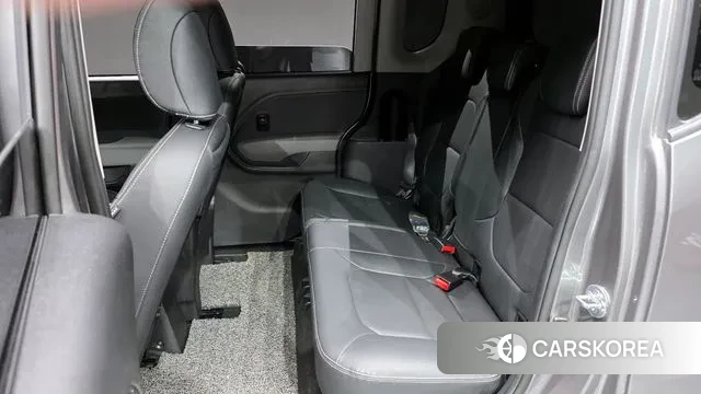 Kia The New Kia Ray 2023 Серебристо-серый из Кореи, фото 3