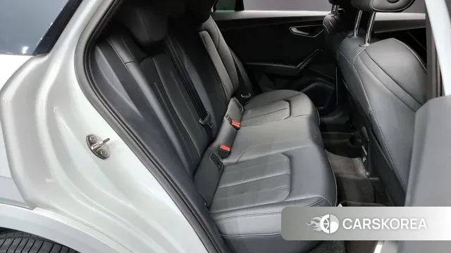 Audi Q2 2023 Белый из Кореи, фото 3