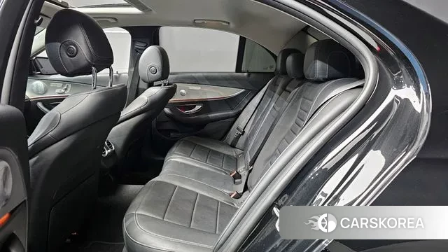 Mercedes-Benz E-Class W213 2019 Черный из Кореи, фото 3