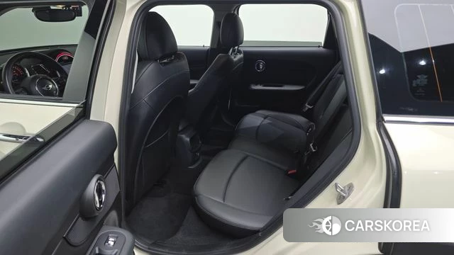 Mini Cooper Clubman 2018 Жемчужный цвет из Кореи, фото 3