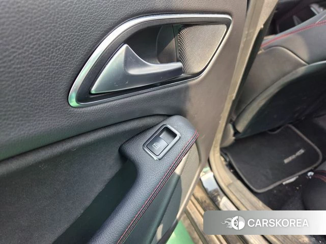 Mercedes-Benz CLA-Class C117 2018 Черный из Кореи, фото 3