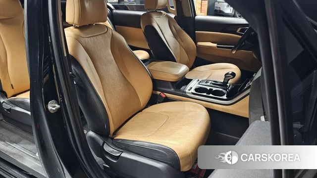 Kia Carnival 4th generation 2021 Черный из Кореи, фото 3