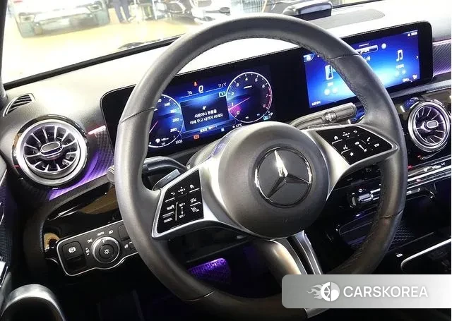 Mercedes-Benz A-Class W177 2024 Черный из Кореи, фото 3