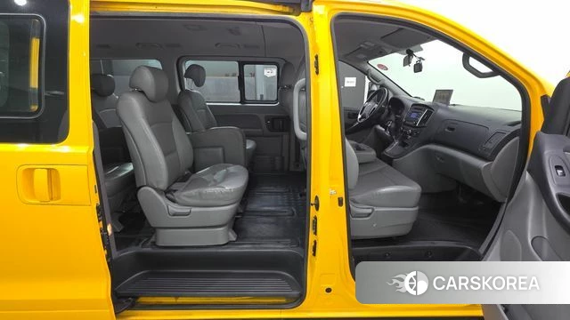 Hyundai The New Grand Starex 2019 Желтый из Кореи, фото 3
