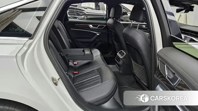 Audi A6 (C8) 2021 Белый из Кореи, фото 3