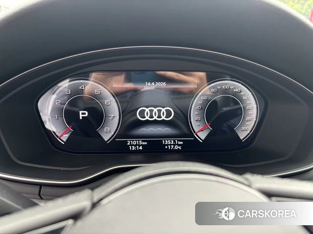 Audi A5 2024 Серебристо-серый из Китая, фото 3