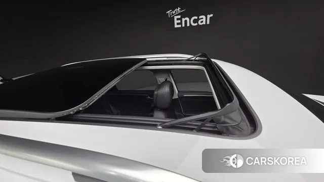 Volkswagen Tiguan second Generation 2023 Белый из Кореи, фото 3