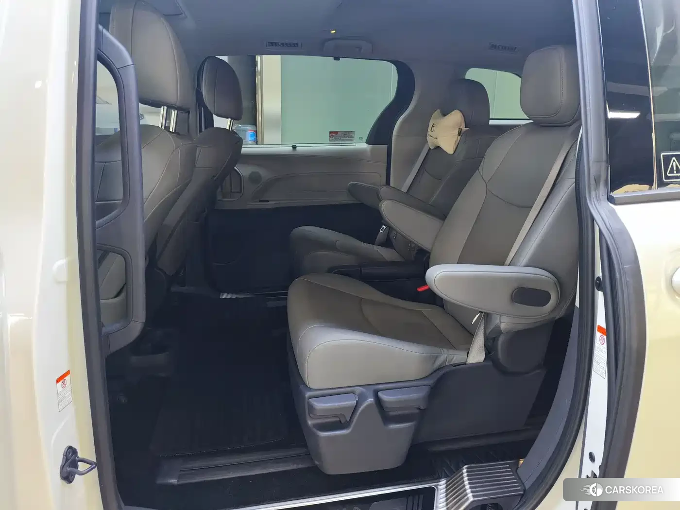 Toyota Grevia 2024 Белый из Китая, фото 3