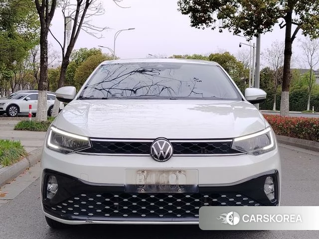 Volkswagen Lavida 2023 Белый из Китая, фото 3