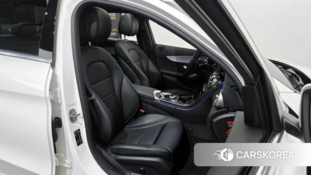 Mercedes-Benz C-Class W205 2021 Белый из Кореи, фото 3