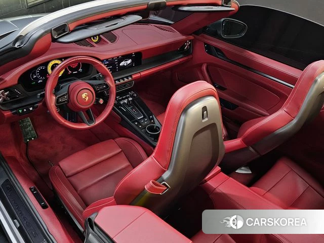 Porsche 911(992) 2025 Серебряный из Кореи, фото 3