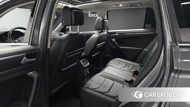 Volkswagen Tiguan Allspace 2020 Серый из Кореи, фото 3