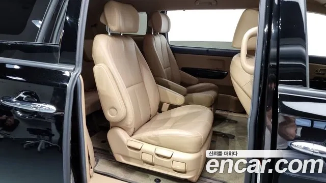 Kia The New Carnival 2019 Черный из Кореи, фото 3