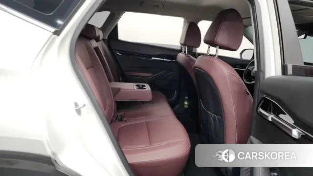 Kia Seltos 2022 Белый из Кореи, фото 3