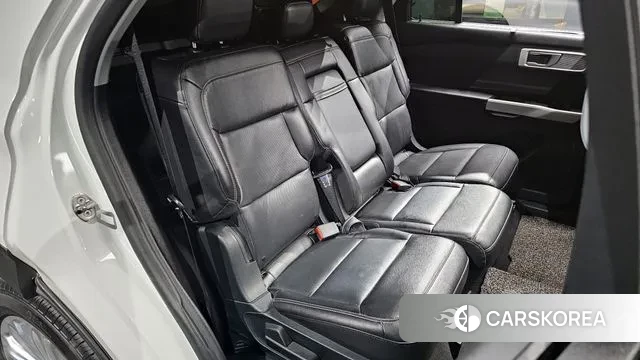 Ford Explorer 6th Generation 2021 Белый из Кореи, фото 3