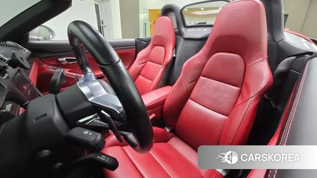 Porsche 718 Boxster 2019 Серебряный из Кореи, фото 3