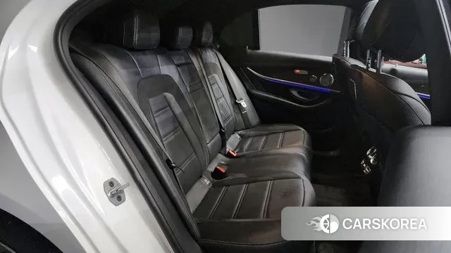 Mercedes-Benz E-Class W213 2018 Белый из Кореи, фото 3