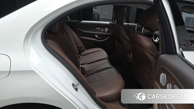 Mercedes-Benz E-Class W213 2020 Белый из Кореи, фото 3