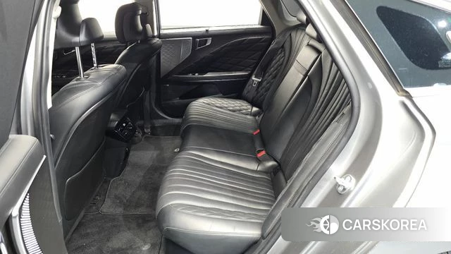 Kia K8 Hybrid 2023 Серебристо-серый из Кореи, фото 3