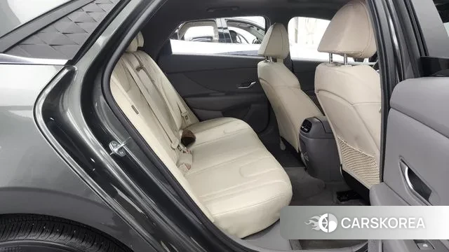 Hyundai The New Avante (CN7) 2023 Серый из Кореи, фото 3