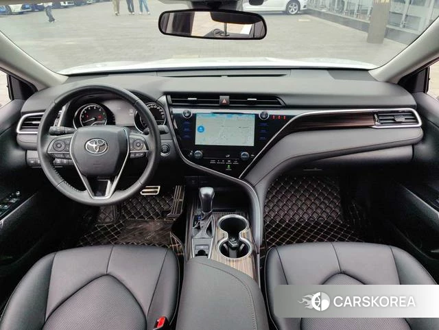 Toyota Camry 2021 Белый из Китая, фото 3
