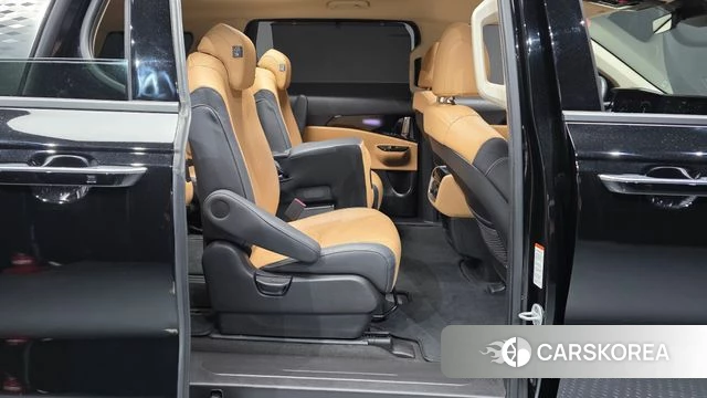 Kia Carnival 4th generation 2023 Черный из Кореи, фото 3