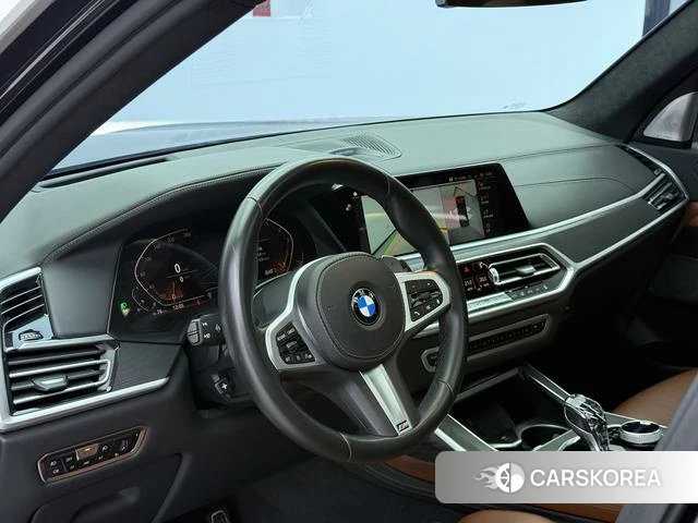 BMW X7 2021 Черный из Китая, фото 3