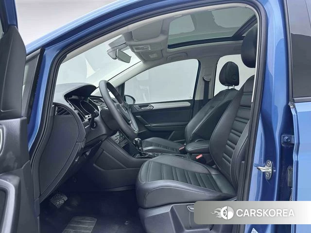 Volkswagen Touran L 2022 Синий из Китая, фото 3