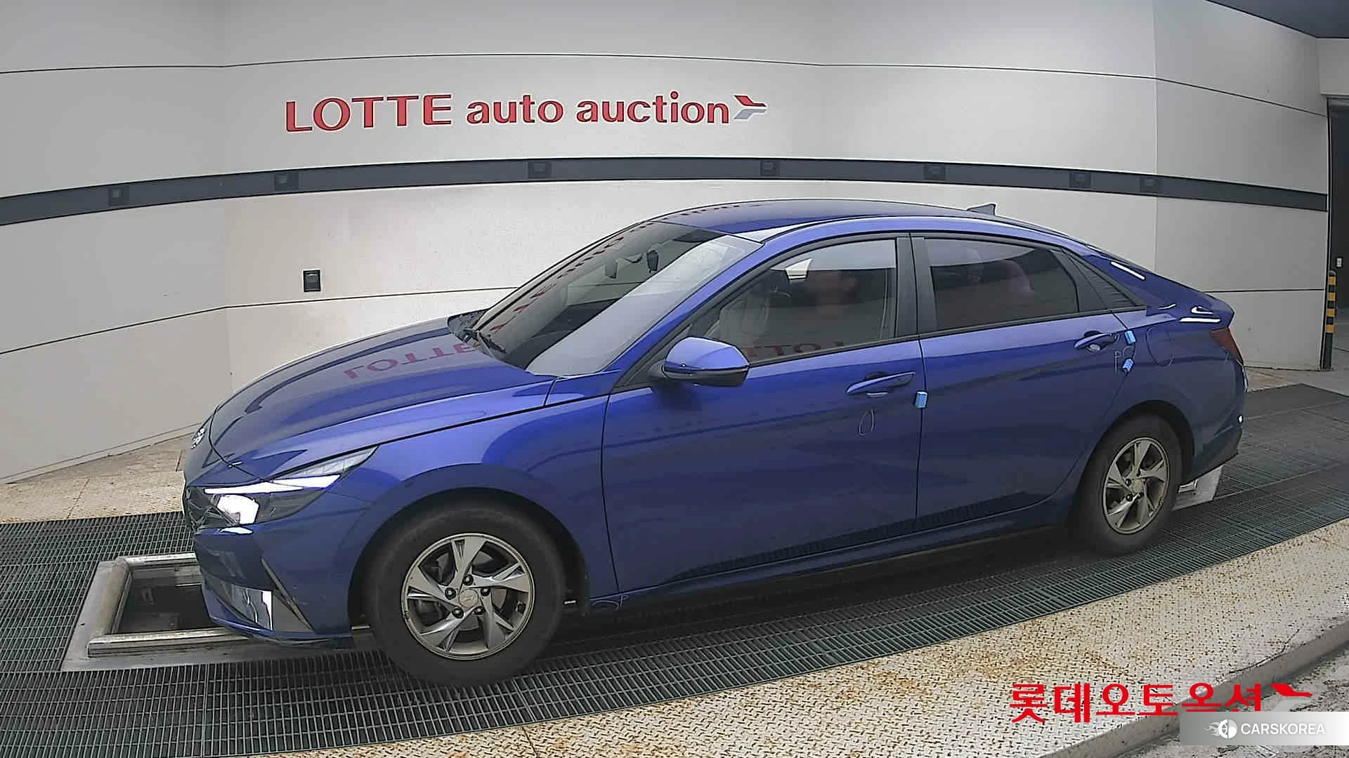 Hyundai Avante 2021 Intense Blue из Кореи, фото 3
