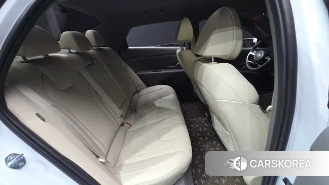 Hyundai The New Avante (CN7) 2025 Белый из Кореи, фото 3