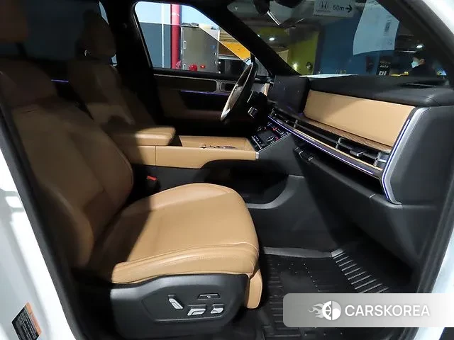 Hyundai Santa Fe (MX5) 2023 Белый из Кореи, фото 3