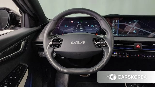 Kia EV6 2021 Серебристо-серый из Кореи, фото 3