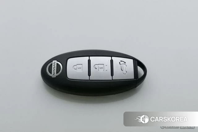 Nissan Qijun 2021 Белый из Китая, фото 3