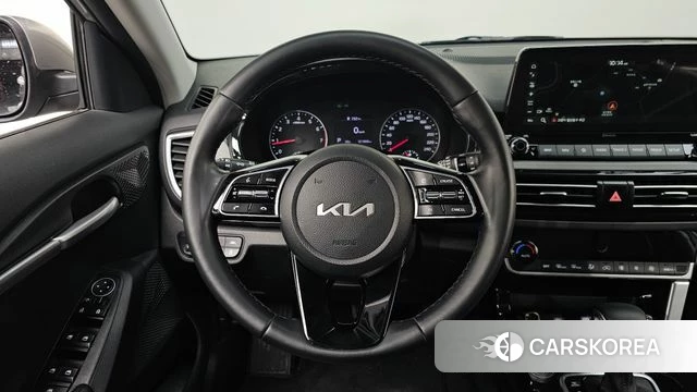 Kia Seltos 2022 Серебряный из Кореи, фото 3