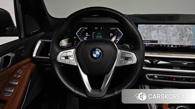 BMW X7 (G07) 2024 Черный из Кореи, фото 3