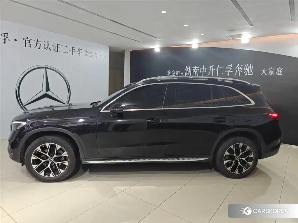 Mercedes-Benz GLC 2023 Черный из Китая, фото 3