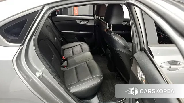 Kia The New K3 2nd generation 2021 Серый из Кореи, фото 3