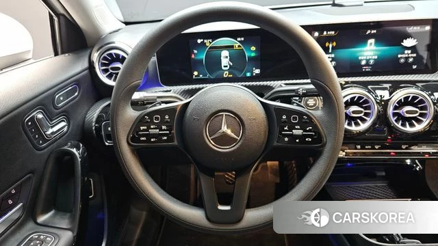 Mercedes-Benz A-Class W177 2020 Белый из Кореи, фото 3