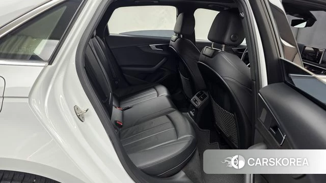 Audi A4 (B9) 2019 Белый из Кореи, фото 3